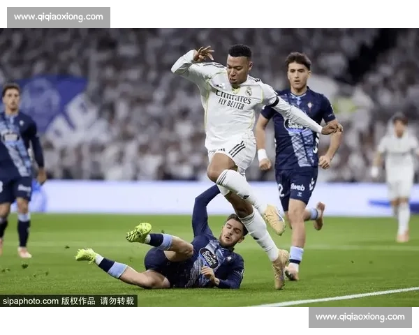 恒大迎战皇马焦点对决掀起世界足坛豪门碰撞热潮引发球迷期待巅峰之战