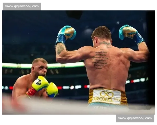 桑德斯与世界级对手的精彩对决：未来拳坛的巅峰之战分析